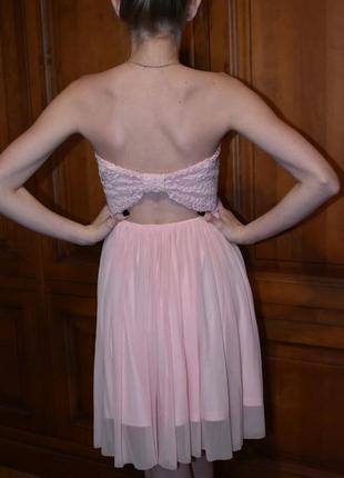 Платье нежно-розового цвета с открытой спинкой6 фото