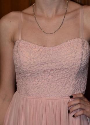 Платье нежно-розового цвета с открытой спинкой2 фото