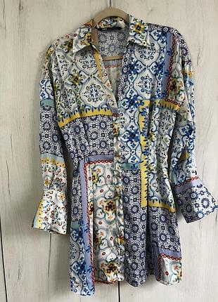Ефектна сукня-сорочка zara у стилі майоліка
