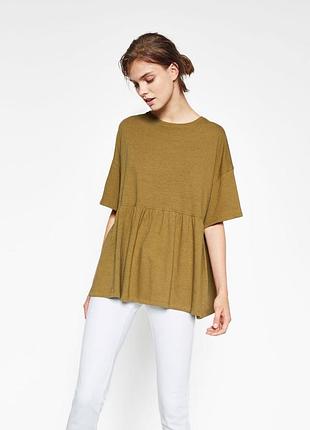 Zara trafaluc літня брендова жіноча футболка кльош вільна розкльошена легка оливкового кольору оверсайз круглий виріз