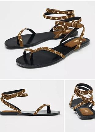 Сандалии zara р.39 из натуральной кожи с ремешками и заклепками в гладиаторском стиле