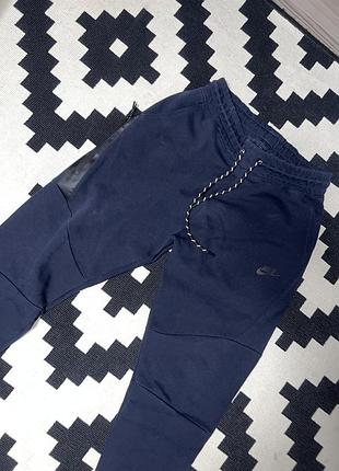 Штани nike tech fleece