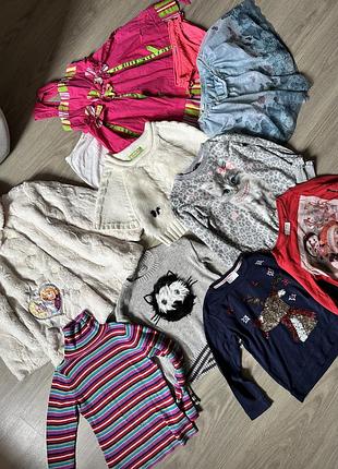 Пакет одежды девочке 5-6 лет-кофты,лонги,свитера,платье.все