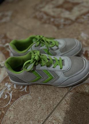 Красовки hummel