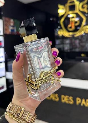 Libre l'absolu platine от yves saint laurent🩷🫦🎇🤍
парфуми для жінок ❤️