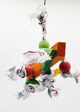 Игрушка для попугаев древесная с веревкой. 2520 см