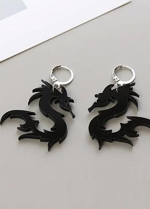 Серьги в виде дракона черные dragon дракон