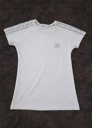 Футболка. adidas. оригінал. на 44