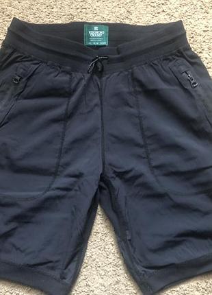 Шорты reigning champ, m, kanada