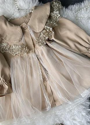 Весняне пальто для дівчинки