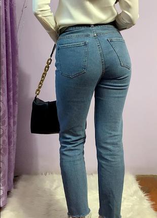 Джинси жіночі bershka, бершка, джинси mom, мом, базові, з необробленим низом, краєм, блакитні, голубі