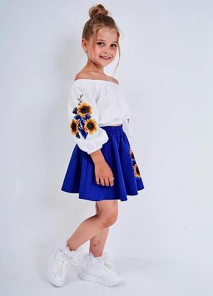 Нарядний костюм для дівчинки у стилі вишиванки