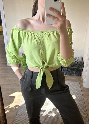 Топ салатовый bershka