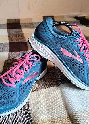 Кросівки brooks aduro 6