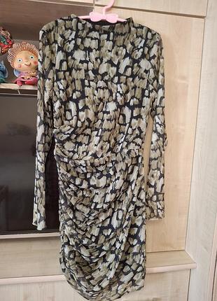 Сукня в принт бренду zara