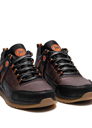 Демісезонні шкіряні кросівки merrell колір коричневий/чорний