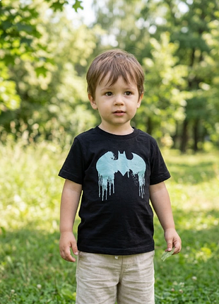 Черная футболка для мальчика с ярким голубым логотипом batman, бэтмен dc