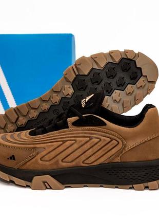 Шкіряні кросівки adidas колір койот / чорний