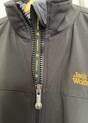 Jack wolfskin stormlock hyproof soft shell 4