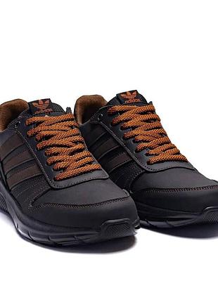 Демисезонные кожаные кроссовки adidas
