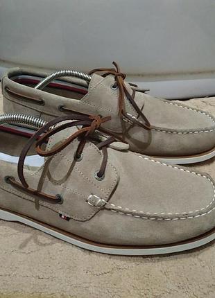 Мужские кроссовки, топсайдеры, мокасины tommy hilfiger casual originals