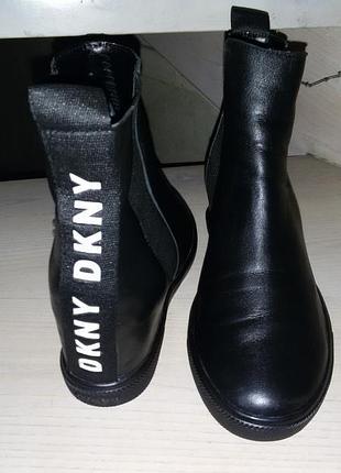 Dkny (donna karan new york) - кожаные колые ботинки -челси р. 39 (25,5 см)