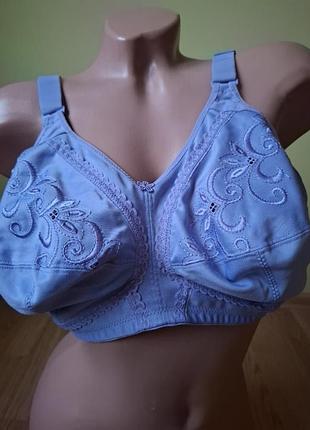 Бюстгальтер мягкий без косточки 96d