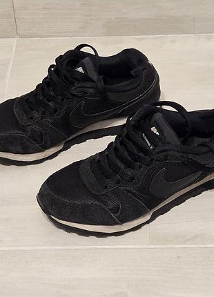 Nike md runner 2 оригинал 38 размер черные кроссовки