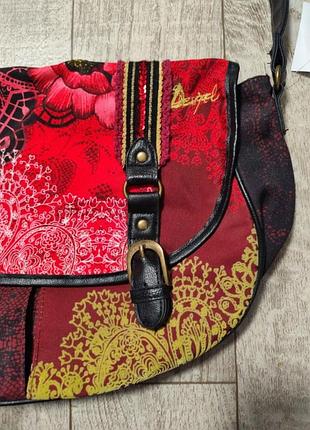 Яскрава сумка desigual 2