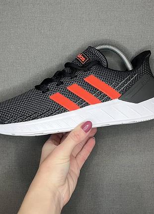Кросівки adidas 41 р