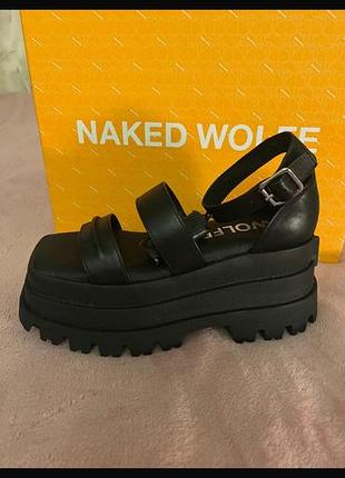 Босоніжки naked wolfe