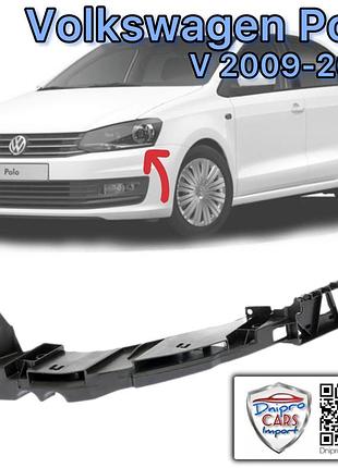 Volkswagen polo 2009-2019 крепление, кронштейн левый переднего бампера (под фару), 6rg805071b