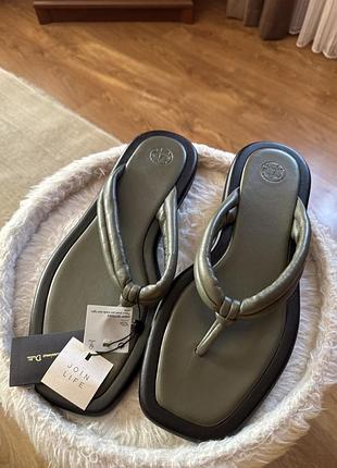 Новые кожаные шлепанцы massimo dutti вьетнамки 100% кожа