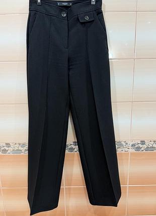 Брюки широкі mango