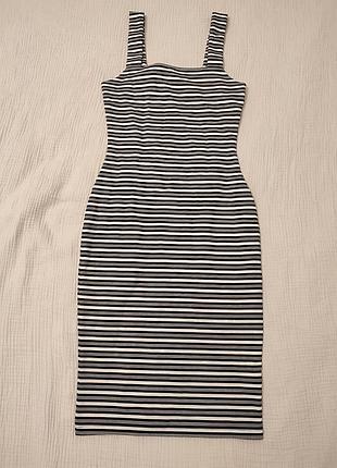 Платье миди в полоску primark - эффектный силуэт