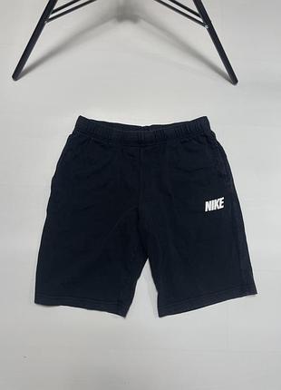 Оригінальні шорти nike