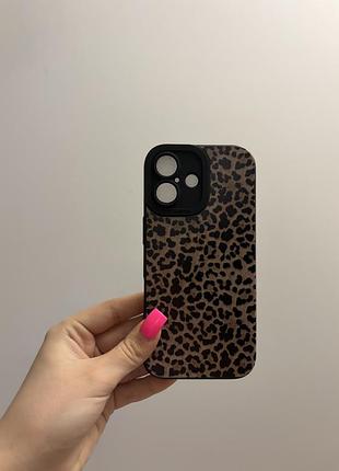 Чохли на 17 iphone 3