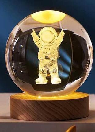 Світлодіодний 3d нічник кришталева куля, від usb, 8 см, космонавт