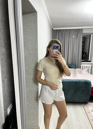 Жіночі атласні шорти