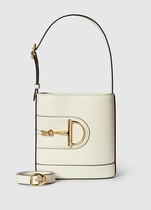 Gucci 73 small bucket bag white