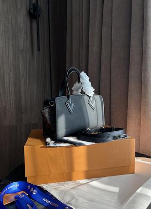 Varenne east west black