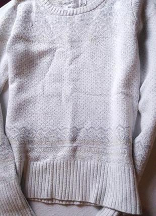 Приятнейший свитер джемпер с орнаментами2 фото