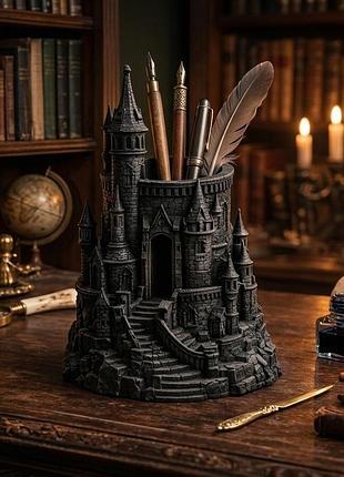 Подставка для ручек и карандашей «замок хогвартс», органайзер для канцелярии (9х9х12 см)