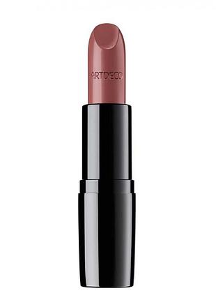 Помада для губ artdeco perfect color lipstick 842 - dark cinnamon