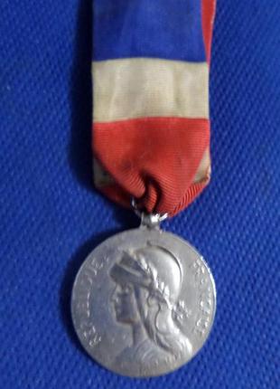 Франция колониальная медаль (médaille coloniale) серебро no901