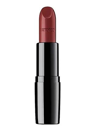 Помада для губ artdeco perfect color lipstick 810 - confident style