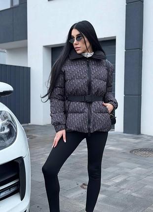 Куртка брендова з ременем демісезона