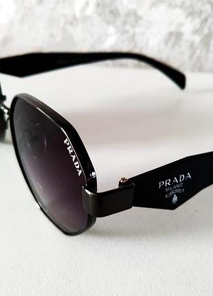 Очки солнцезащитные prada новые