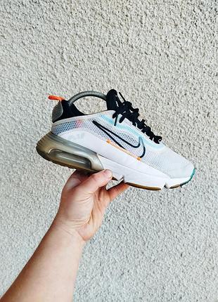 Nike air max 2090 жіночі кросівки nike air jordan air max 95