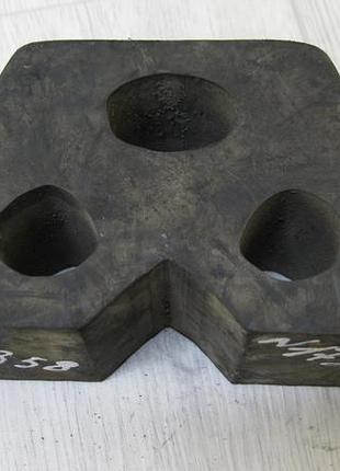 Отбойник задней рессоры mercedes sprinter (1995-2006), vw lt 28-35 (1996-2006) oe: a9013250144